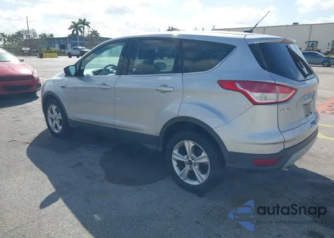 2014 Ford Escape Se z USA, uszkodzony, nr VIN 1FMCU0GX2EUE47140
